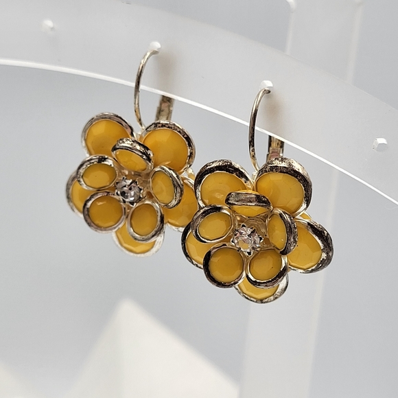 4 Pair -  Flower Earrings Package - Picture 7 of 9